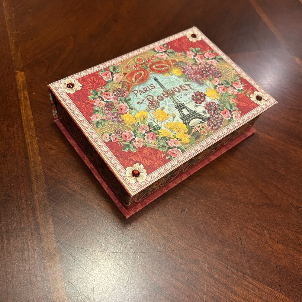 Punch Studio Parisian Nesting Box